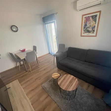 Apartment Desire